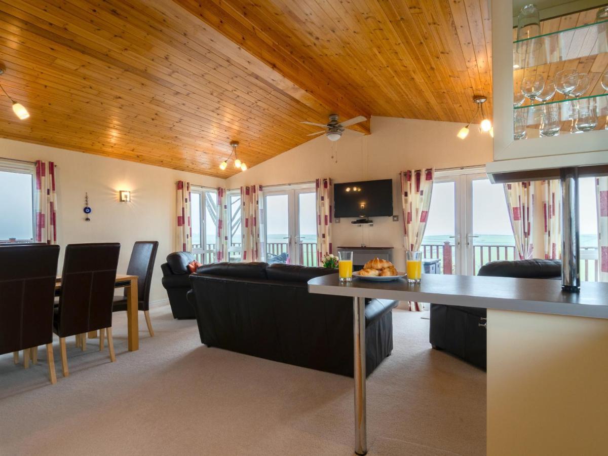 Finest Retreats - Whitsand Bay Lodge Torpoint Exterior foto